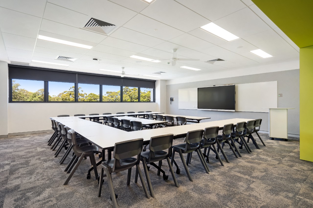 Chatswood High School -Building R flexible learning classroom with Smart TV technology