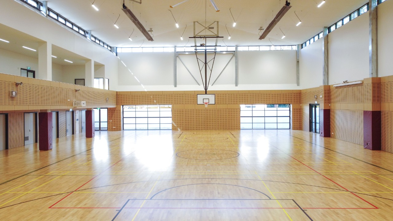 Chatswood High School - sports hall with  basketball courts and retractable doors