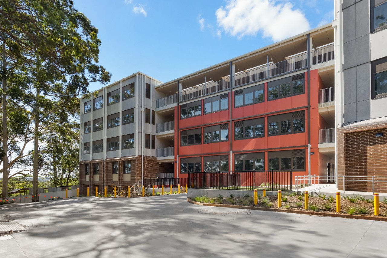 Chatswood High School building S and driveway